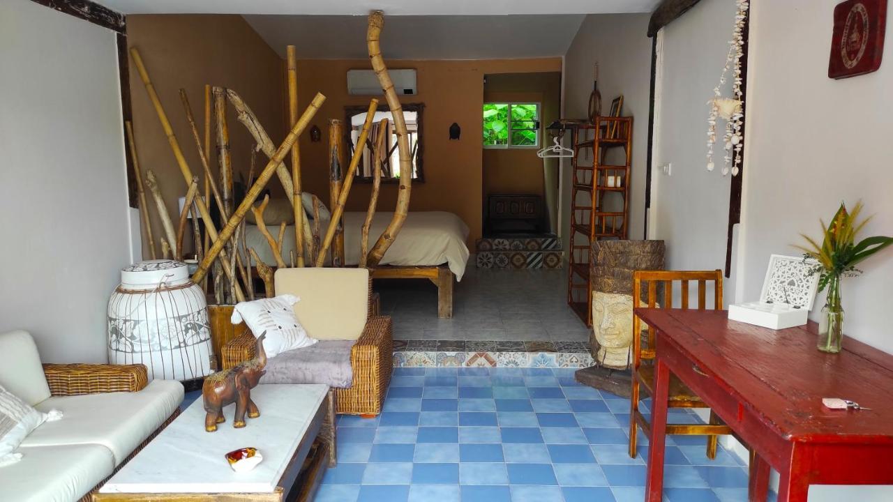 Hotel Baan Sikhao Yanui Rawai Exterior foto
